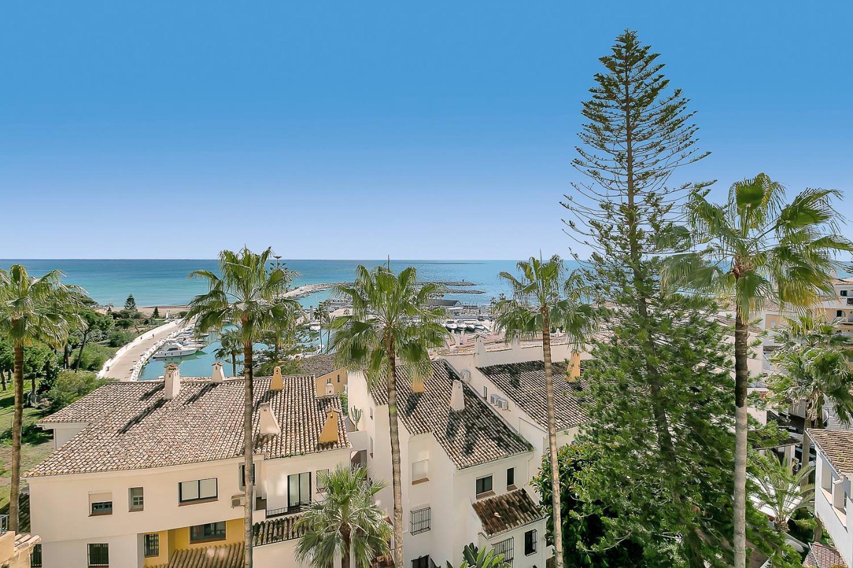 J95 Cabopino Appartement Marbella
